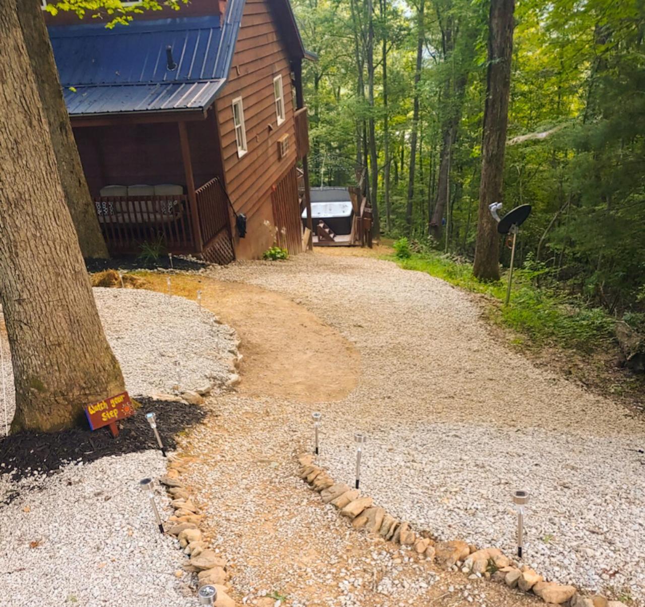 Trailseeker Cabin W King Bed Hot Tub At Red River Gorge Natural Bridge Stanton Exterior photo